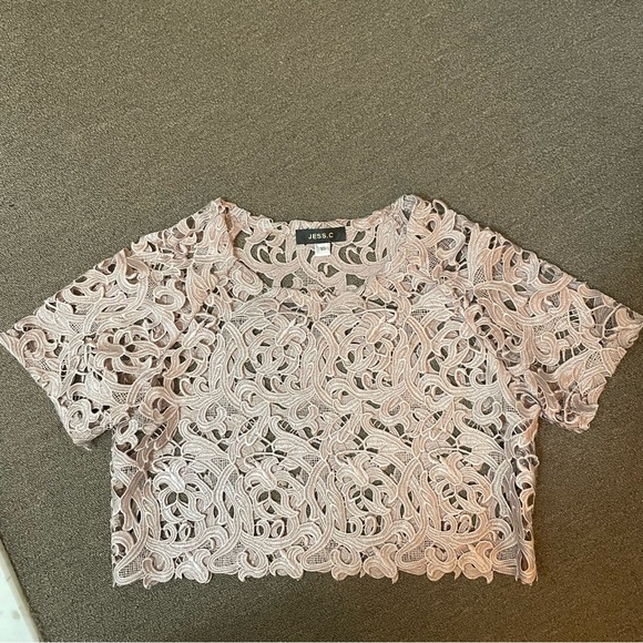 Cream lace crop top S - Picture 13 of 15